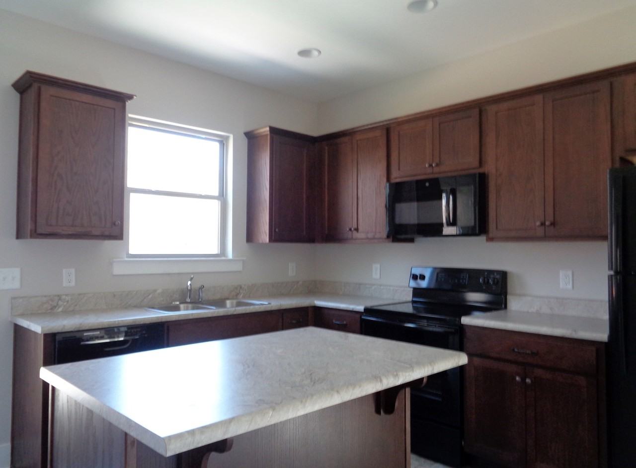 11645 Andrew Way - Photo 4 of 24