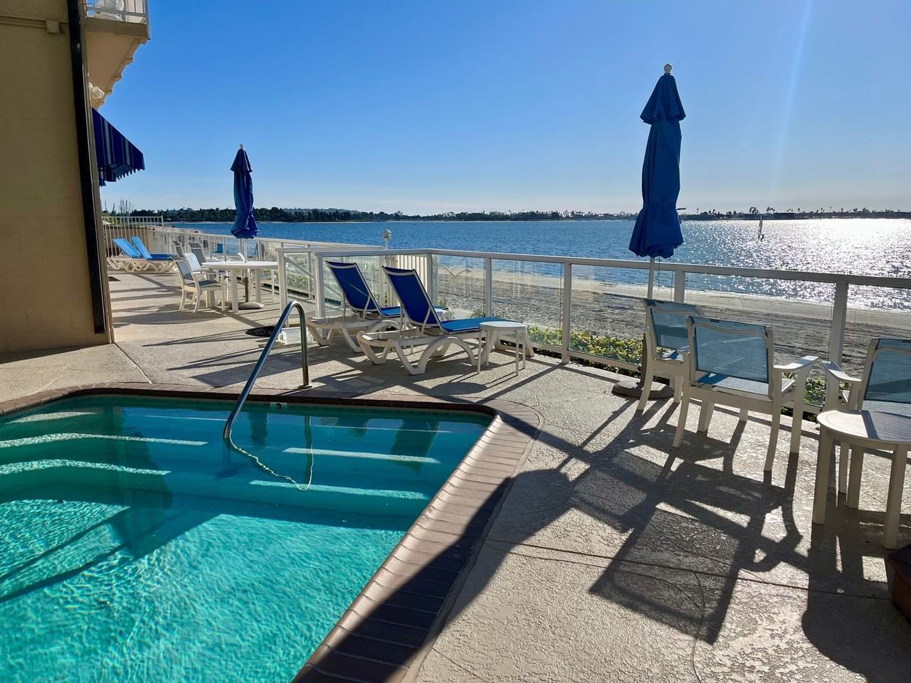 3740 Riviera Dr - Photo 2 of 4