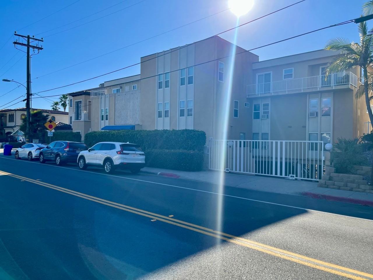 3740 Riviera Dr - Photo 4 of 4