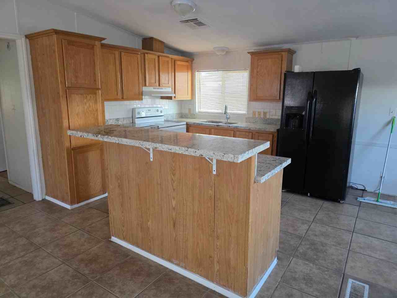 1502 N 180th Dr - Photo 2 of 20