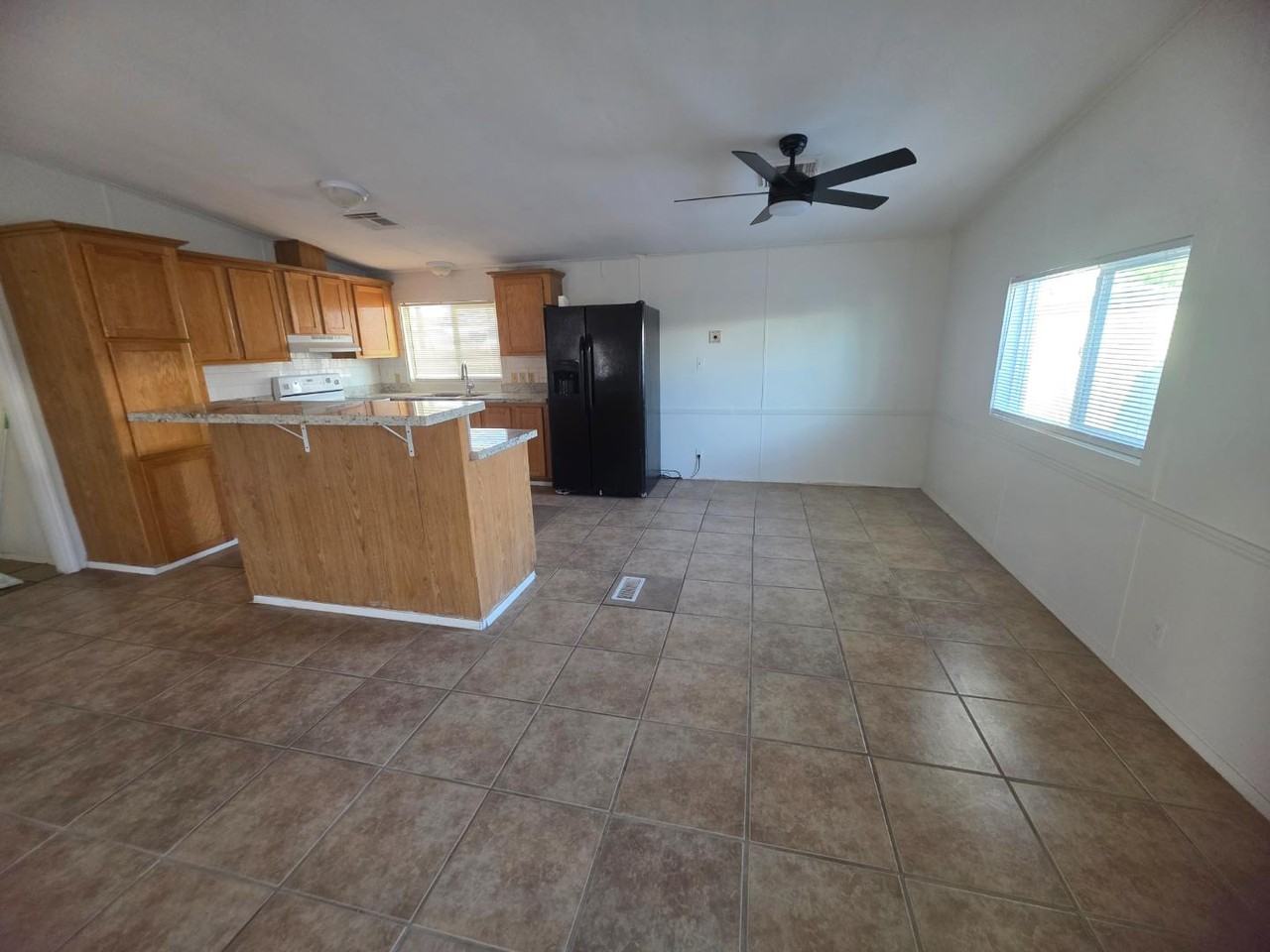 1502 N 180th Dr - Photo 3 of 20