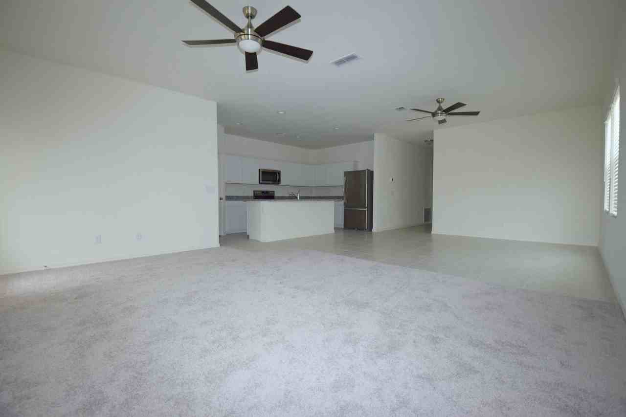 340 S Borromeo Dr - Photo 5 of 23