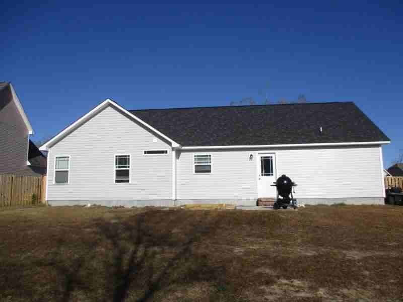 438 Mccall Dr - Photo 2 of 17