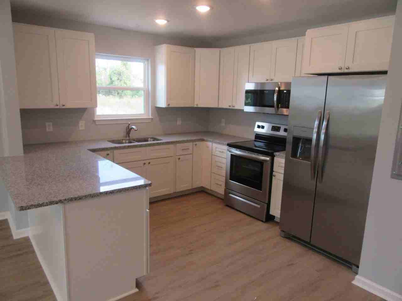 1132 Mulberry Ave #B - Photo 4 of 16