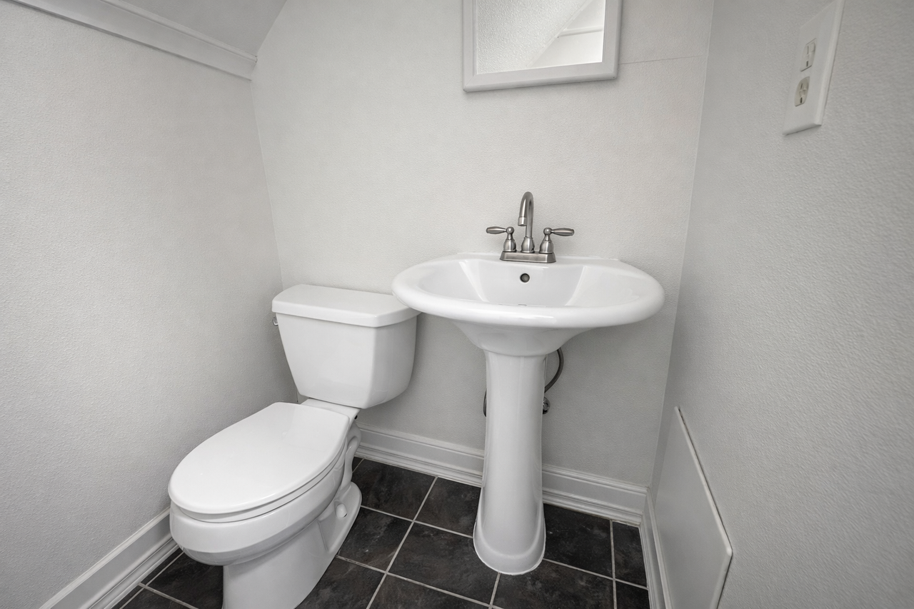 449 Se 4th Ave Apt A #170 - Photo 3 of 25