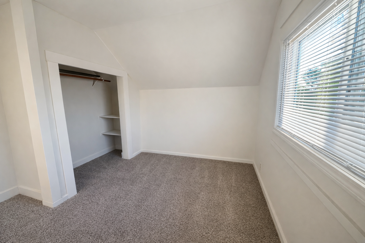 449 Se 4th Ave Apt A #170 - Photo 4 of 25