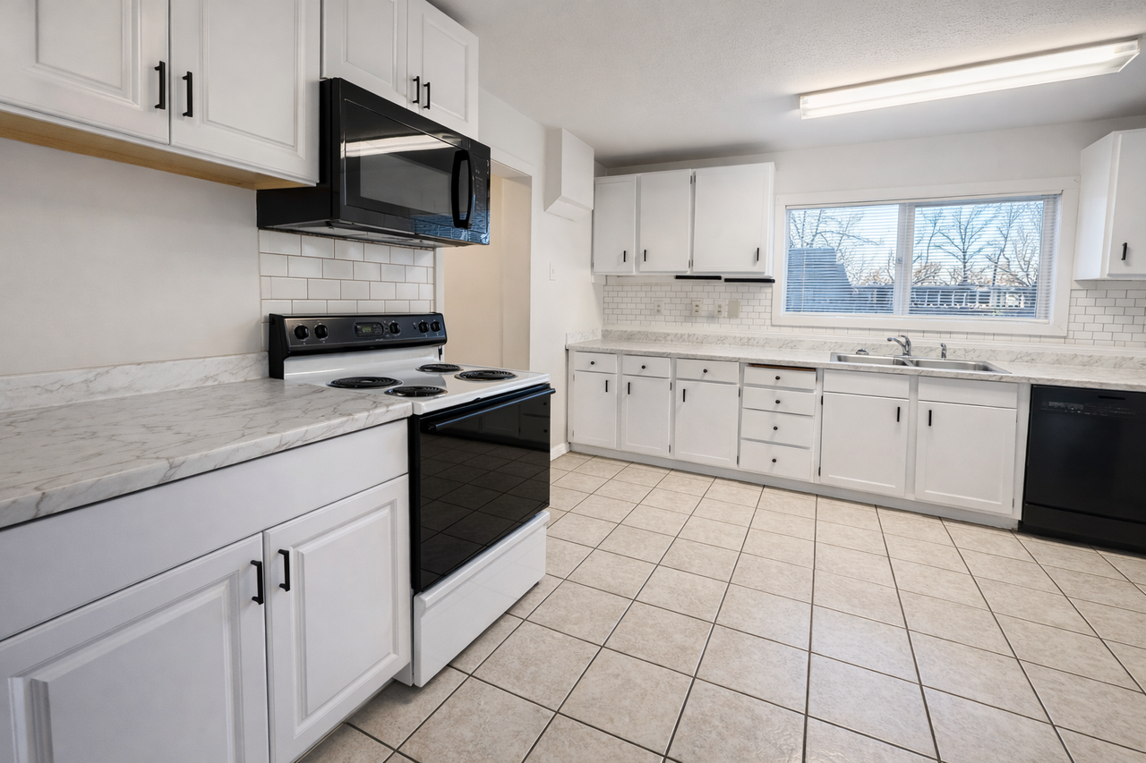 449 Se 4th Ave Apt A #170 - Photo 7 of 25