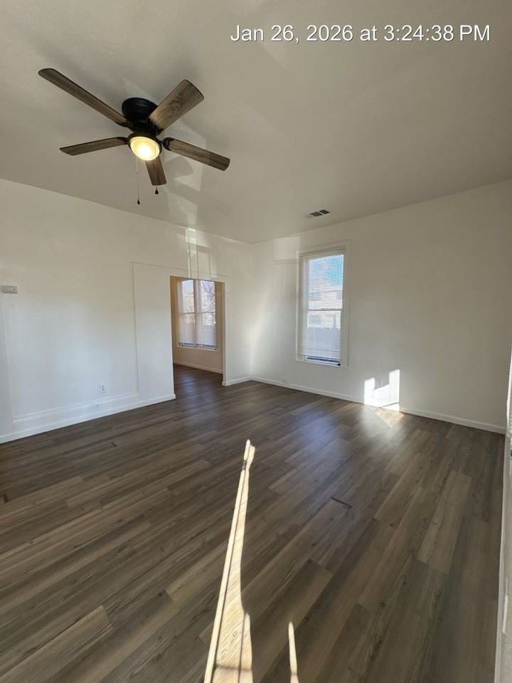 500 W School Ave - Photo 2 of 25