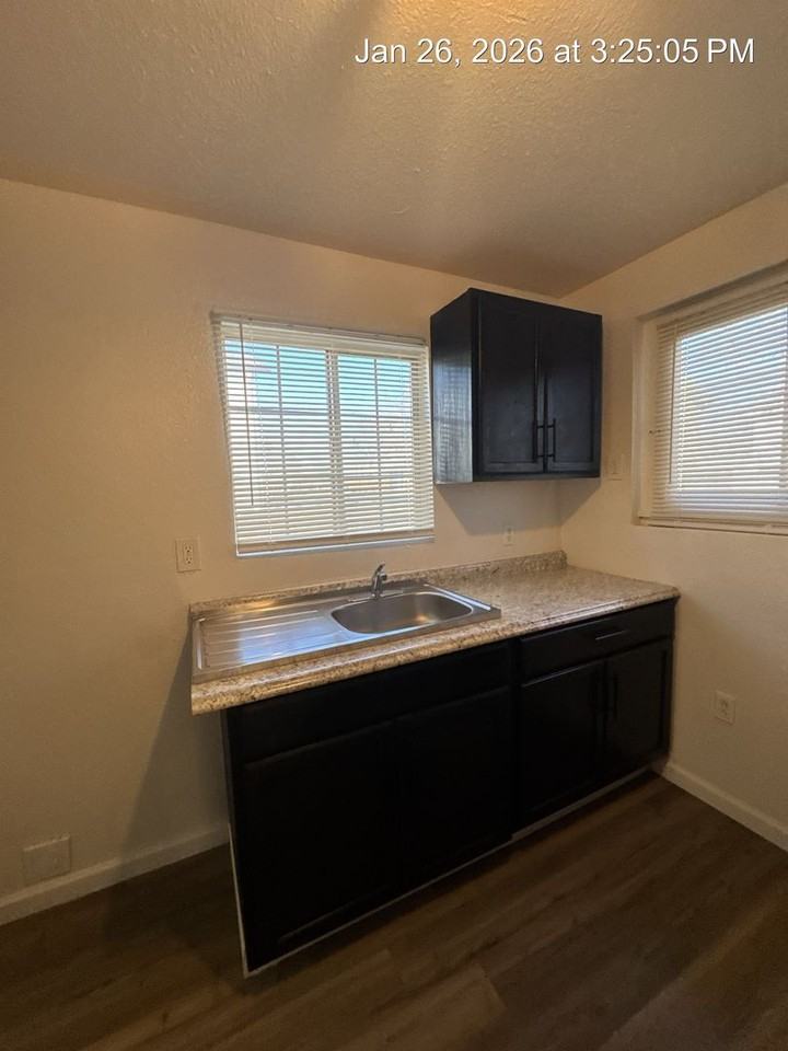 500 W School Ave - Photo 5 of 25