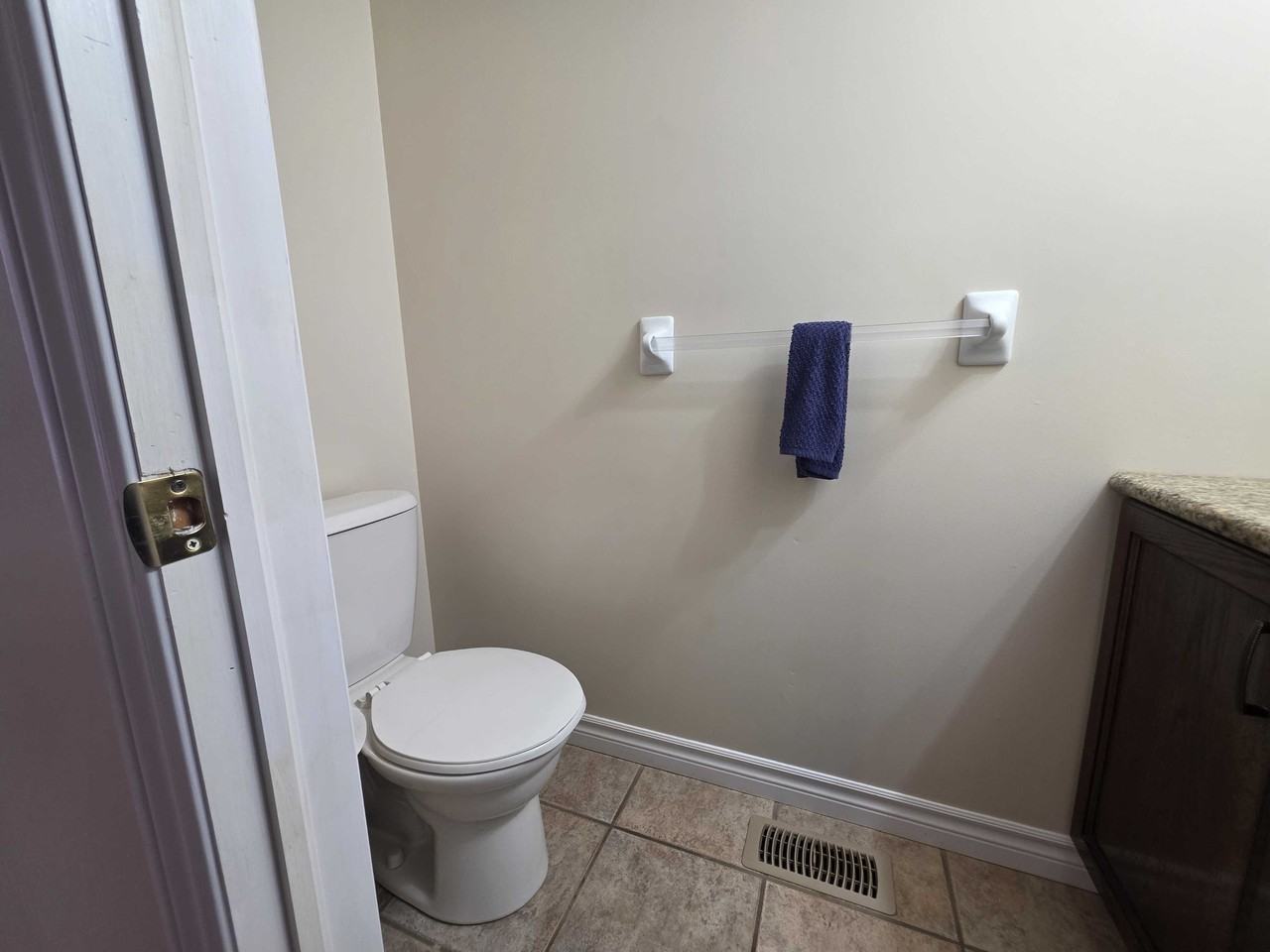 1132 Crossfield Ave #1 - Photo 7 of 16