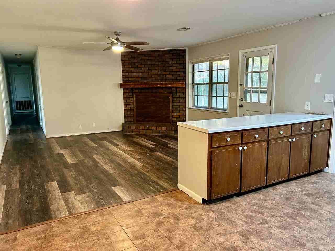 1825 Edwardian Way - Photo 6 of 26