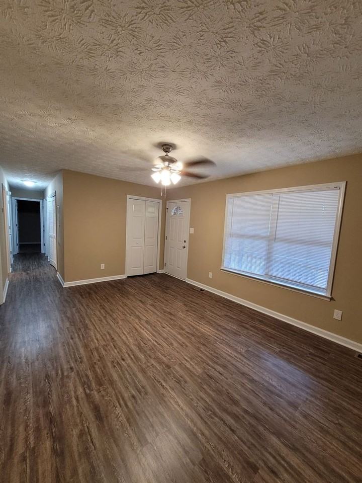 272 Faye Kight Cir - Photo 5 of 22