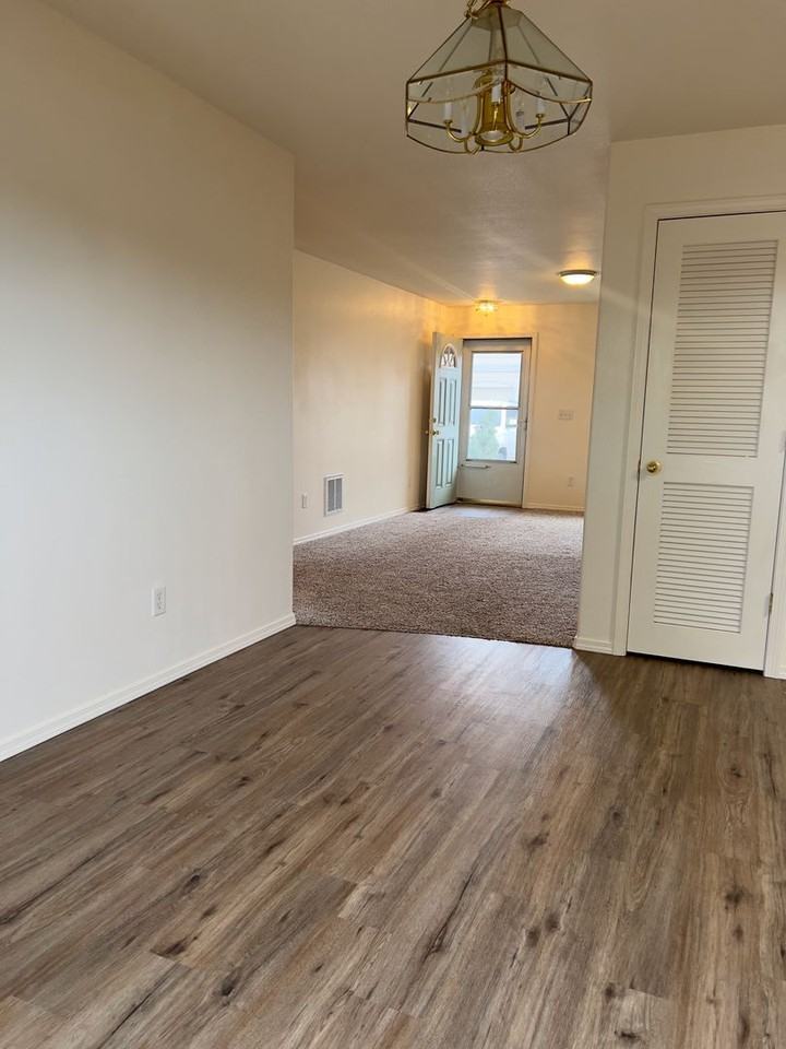 4887 Rusty Nail Pt #101 - Photo 4 of 11