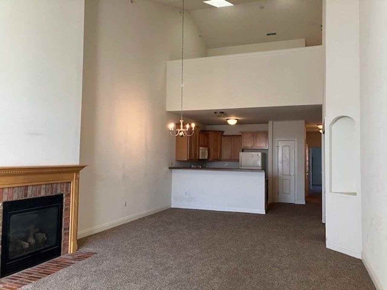 JRC - Cobble Court Rentals - Photo 3 of 17