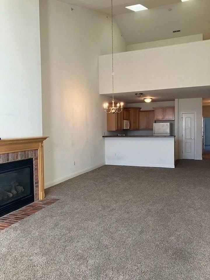 JRC - Cobble Court Rentals - Photo 6 of 17