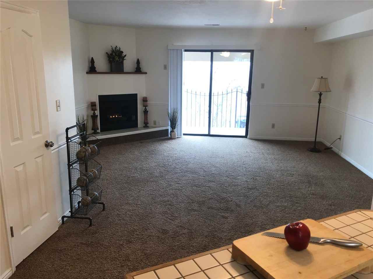 760 Eastside Dr #B - Photo 6 of 14