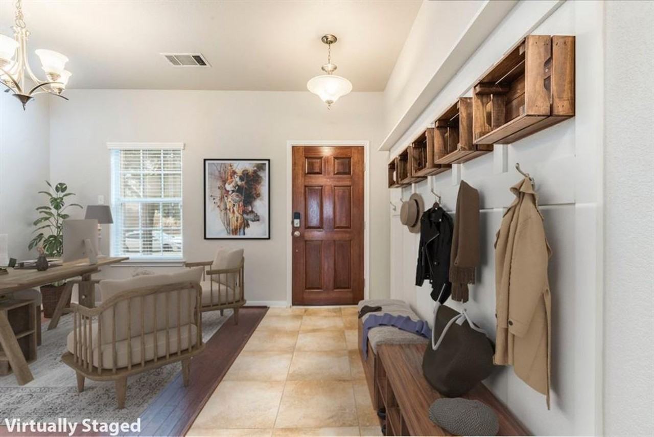 1007 Hometown Pkwy - Photo 5 of 23