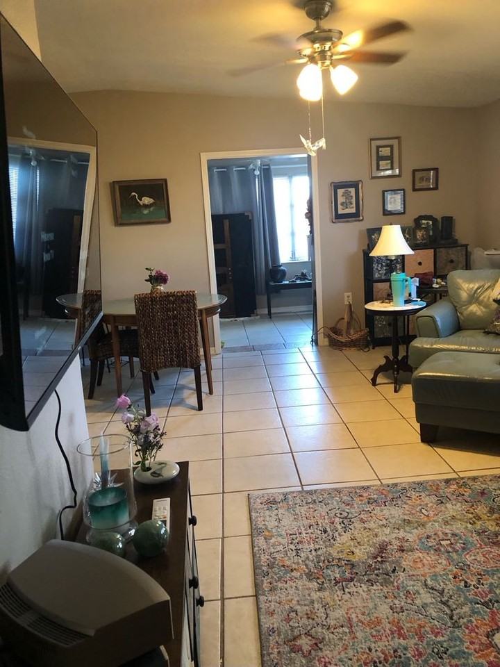 2709 10th St - Photo 6 of 11