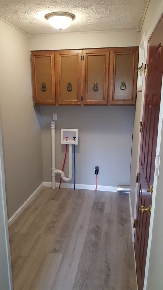 2417 Crestview Ct - Photo 3 of 18