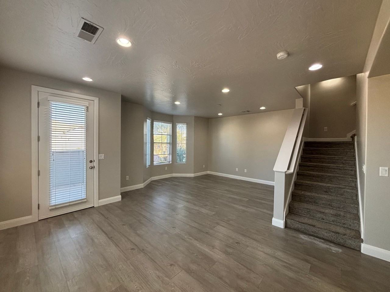 3628 S Atlanta Ln - Photo 5 of 40