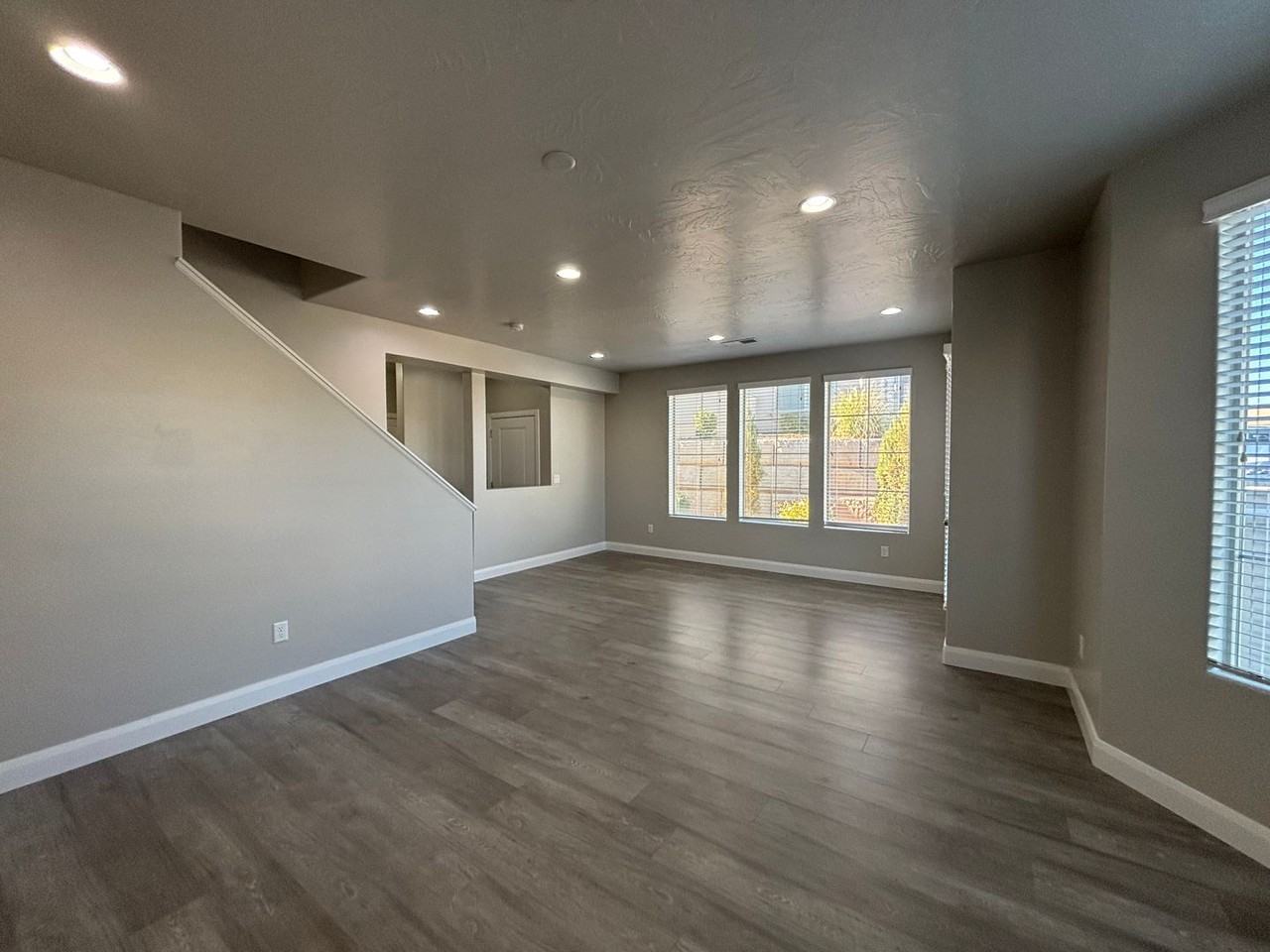 3628 S Atlanta Ln - Photo 7 of 40