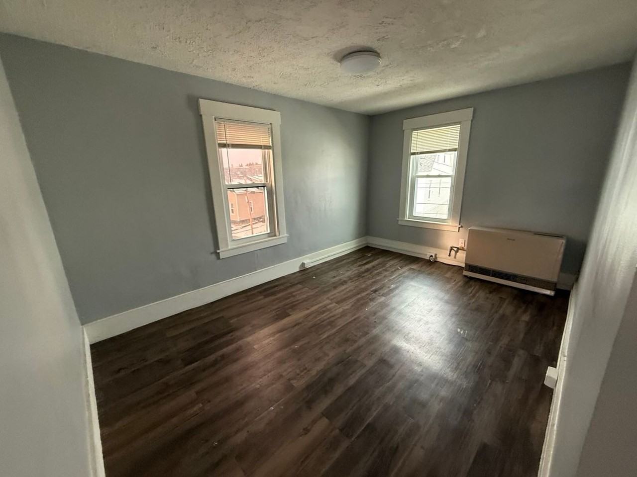 204 Douglas St #3 - Photo 7 of 14