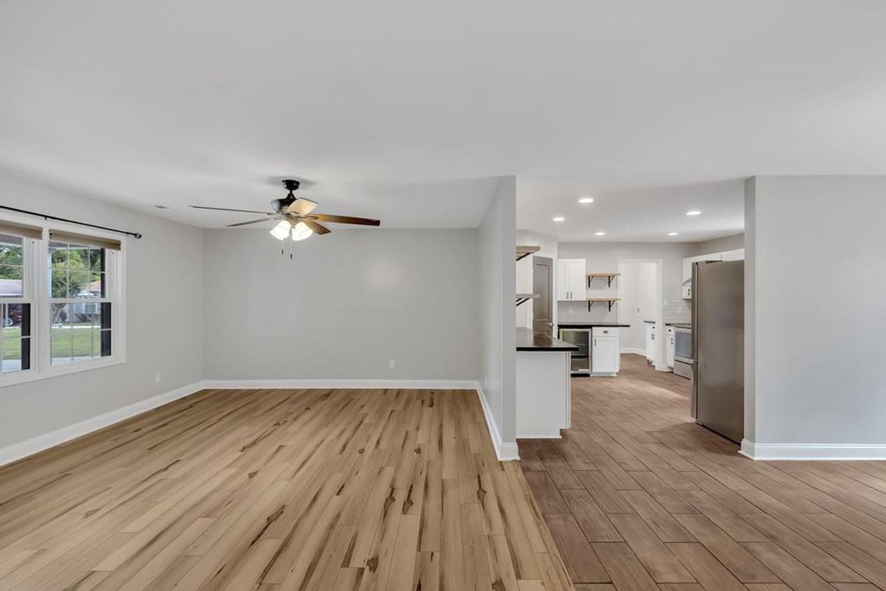 3004 Country Club Rd - Photo 4 of 24