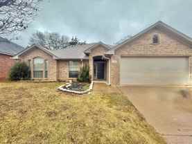 10736 Westhaven Cir - Photo 1 of 1