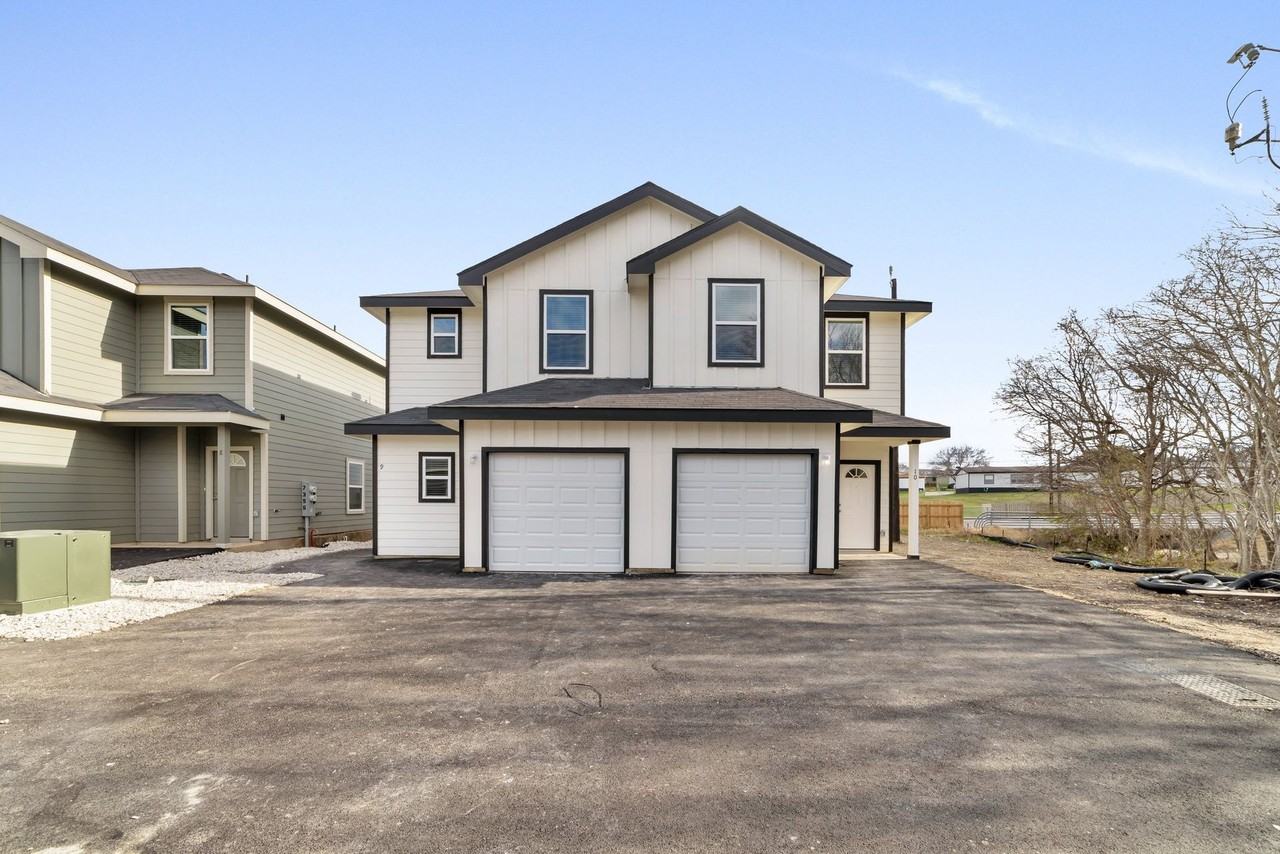 9034 Glen Shadow - Photo 4 of 42