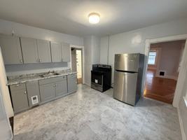 featured image of 190 Oak St