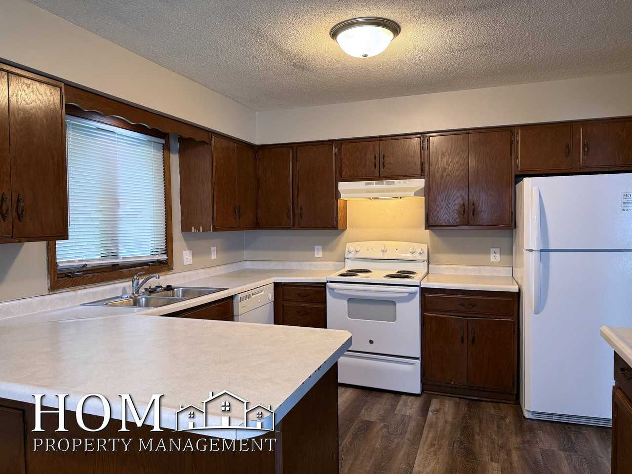 31 Devonshire Pl #1 - Photo 7 of 24