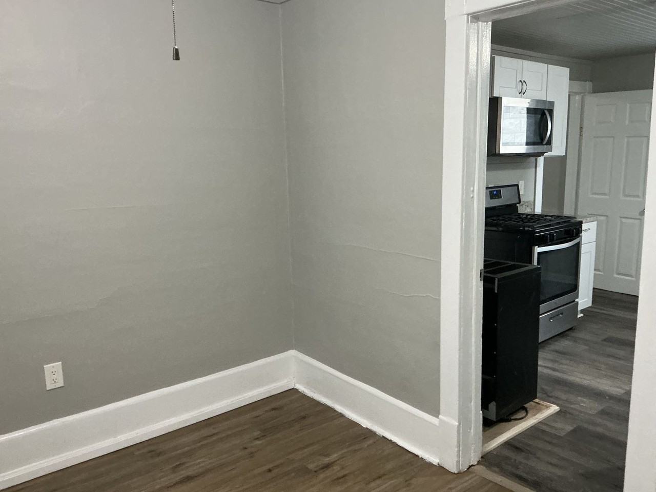 2623 S 3rd St - Photo 3 of 7