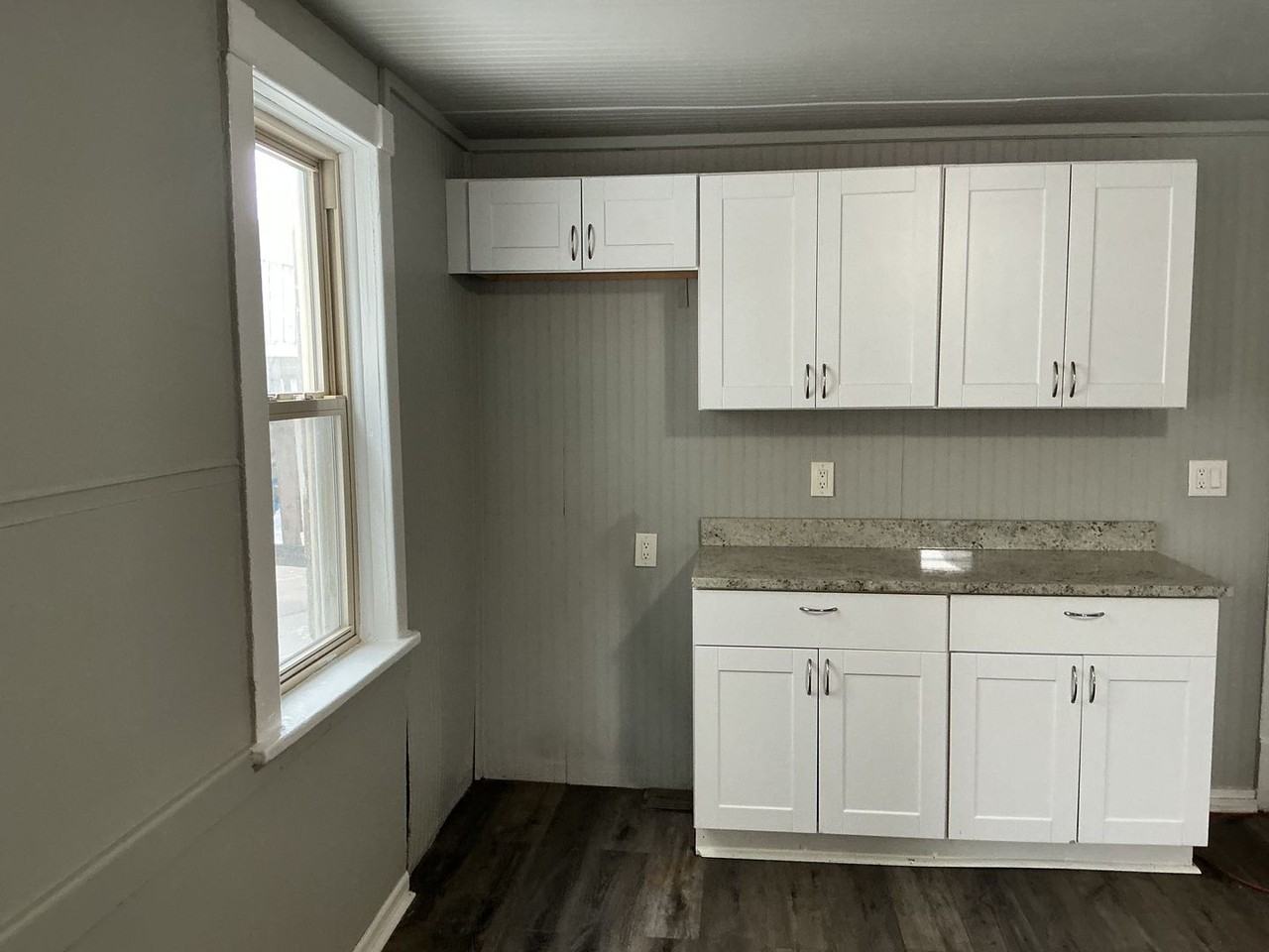 2623 S 3rd St - Photo 4 of 7