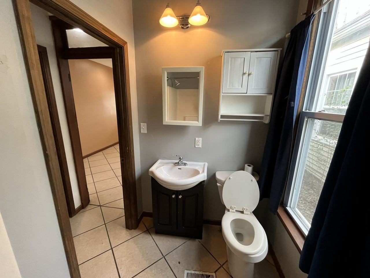 215 3rd St - Photo 7 of 21