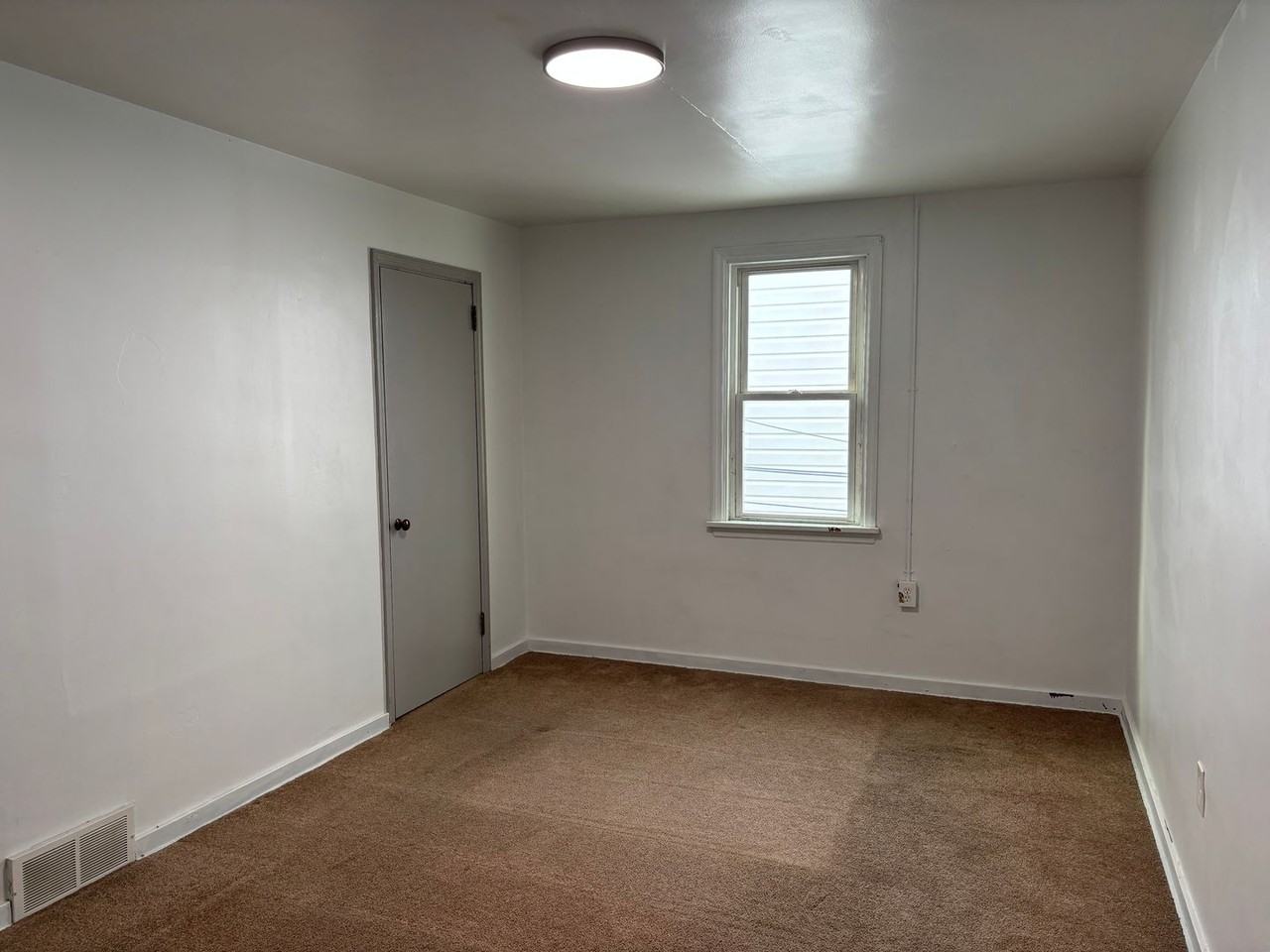 104 Sewickley Ave - Photo 3 of 15