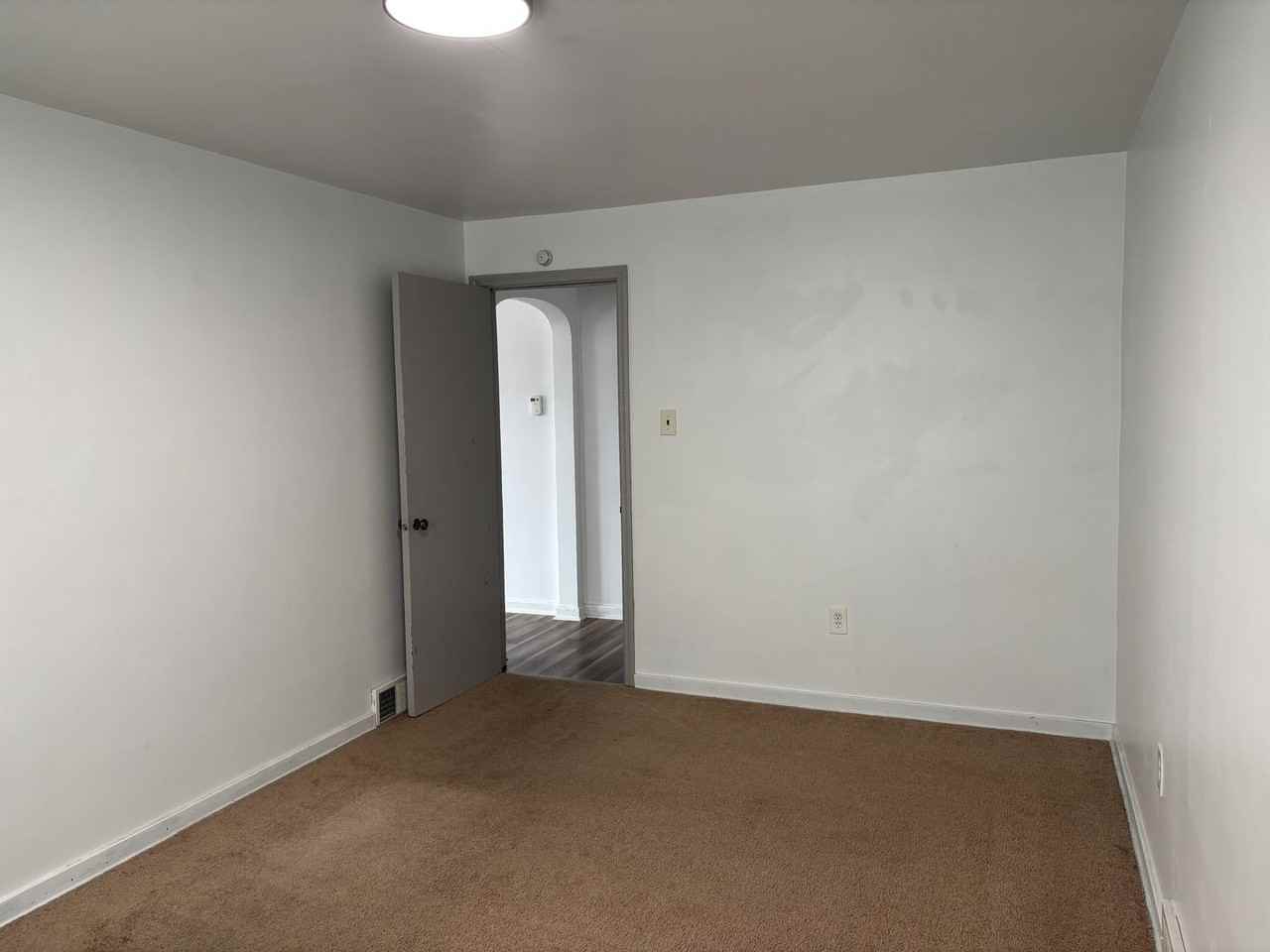 104 Sewickley Ave - Photo 5 of 15