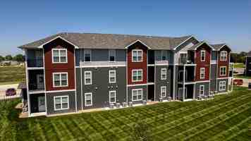 featured image of 600 W Cedar St