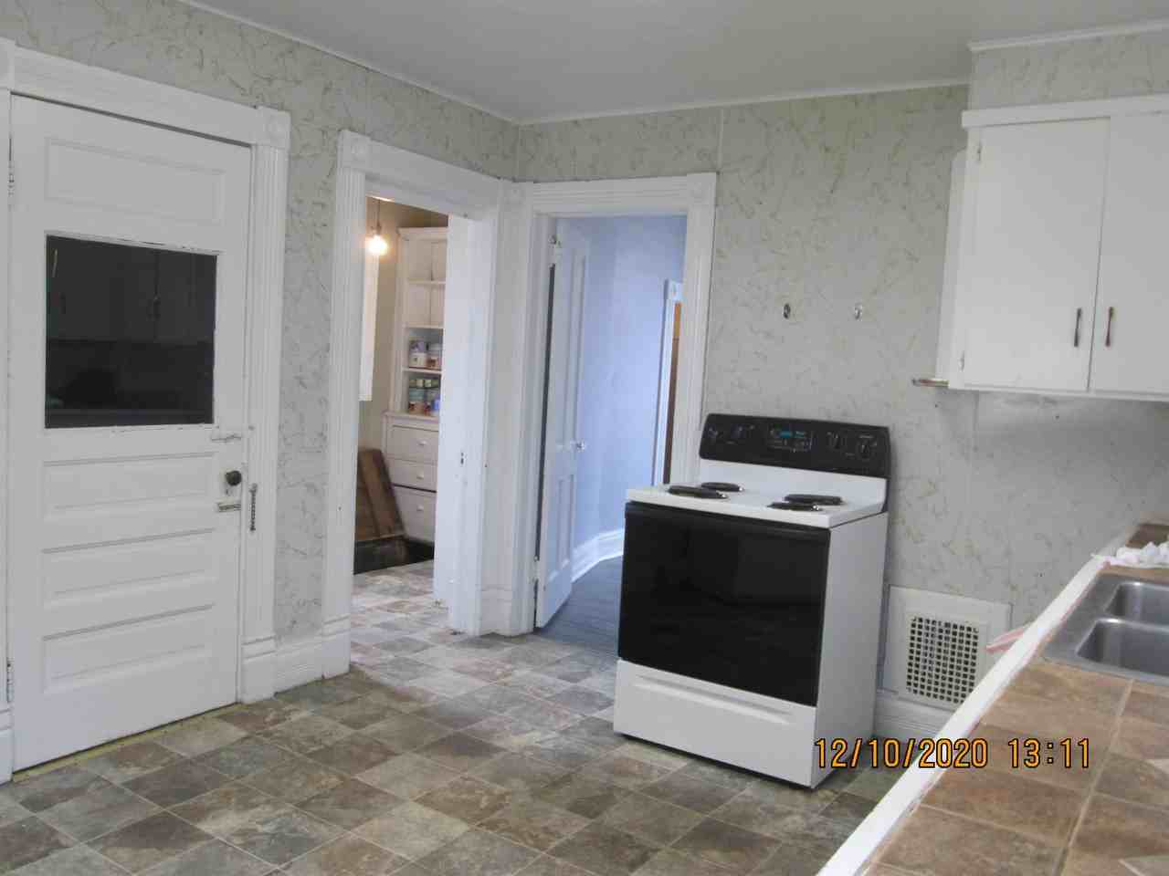 307 S Ash St #1 - Photo 5 of 8