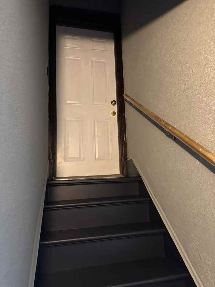 1106 E Lake Rd Apt 2nd - Photo 3 of 12