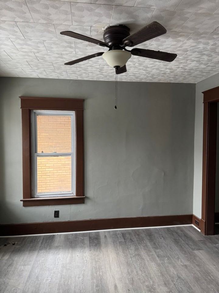 1106 E Lake Rd Apt 2nd - Photo 5 of 12