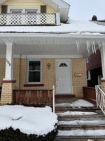 featured image of 1164 W 7th St