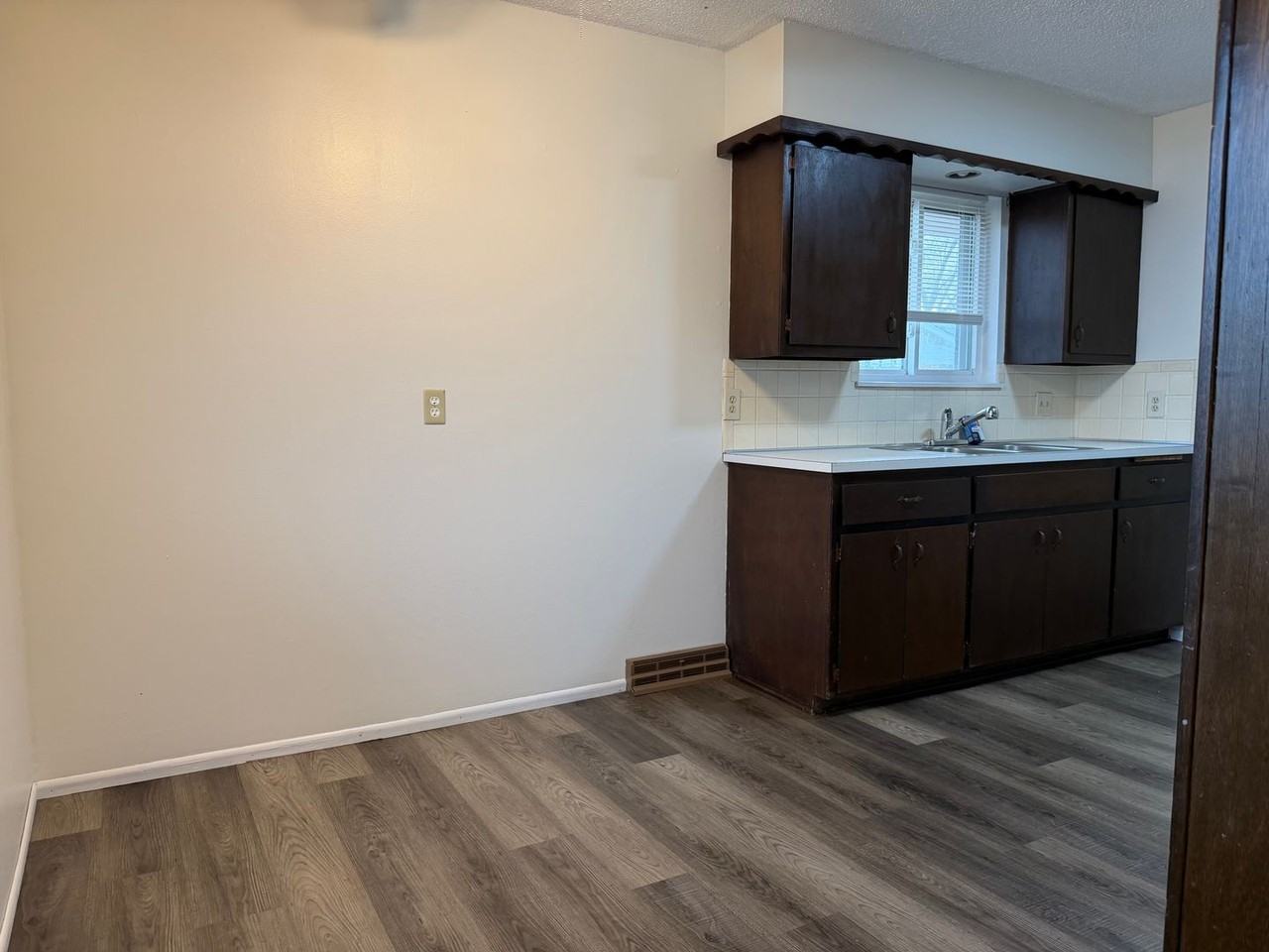 1955 S Martinson St - Photo 3 of 8