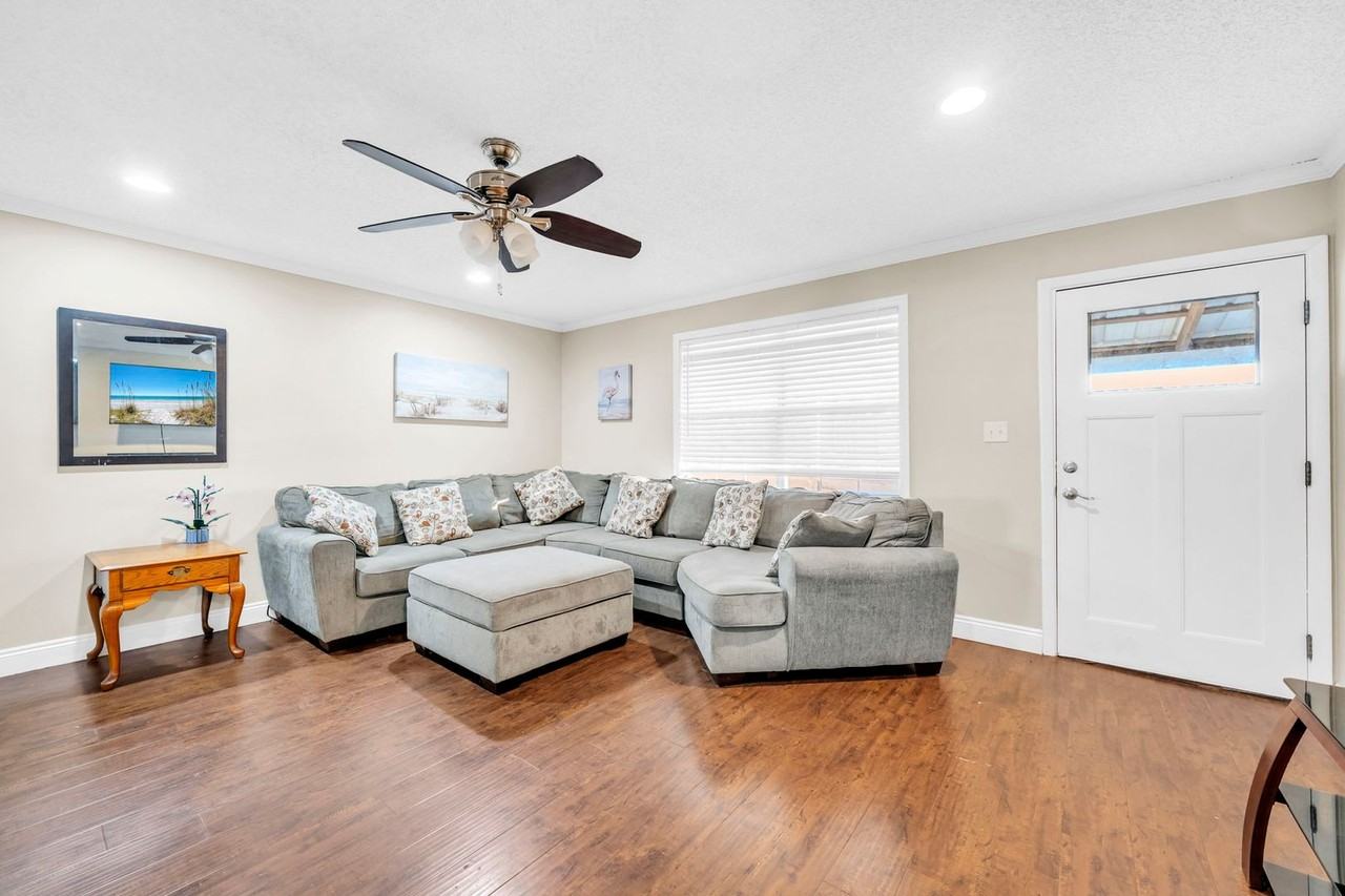 309 HARRIS ROAD NE - Photo 4 of 45