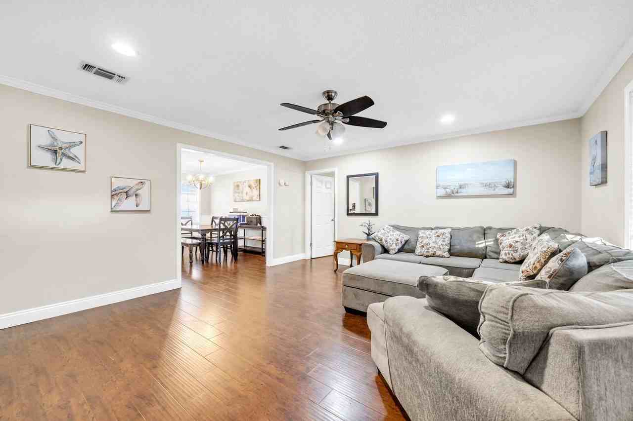 309 HARRIS ROAD NE - Photo 5 of 45