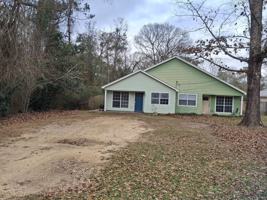 featured image of 13339 Vermont St