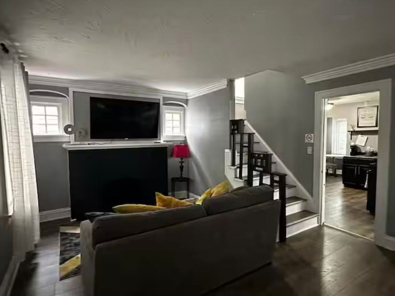 900 Vineshire Rd - Photo 3 of 23