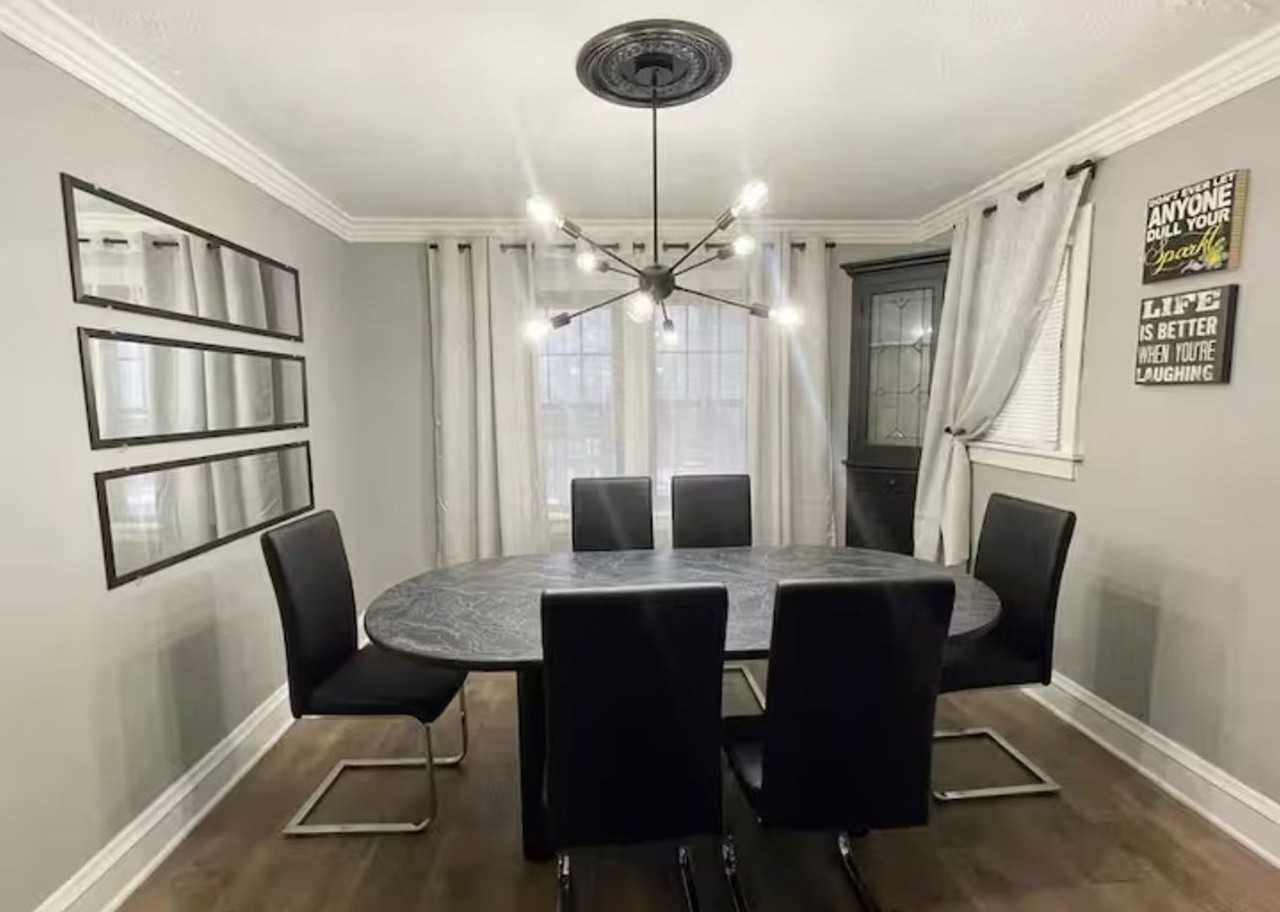 900 Vineshire Rd - Photo 4 of 23