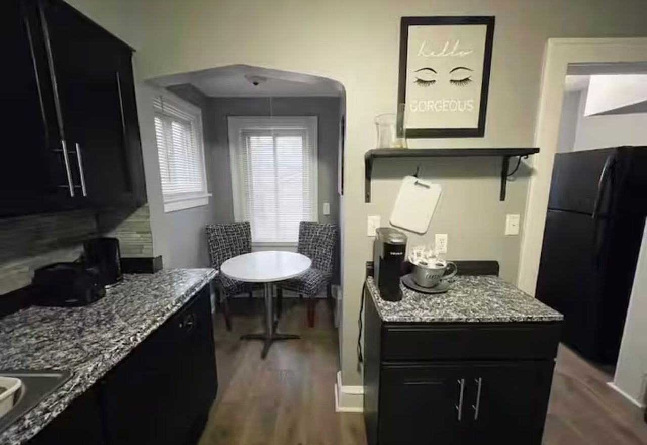 900 Vineshire Rd - Photo 6 of 23