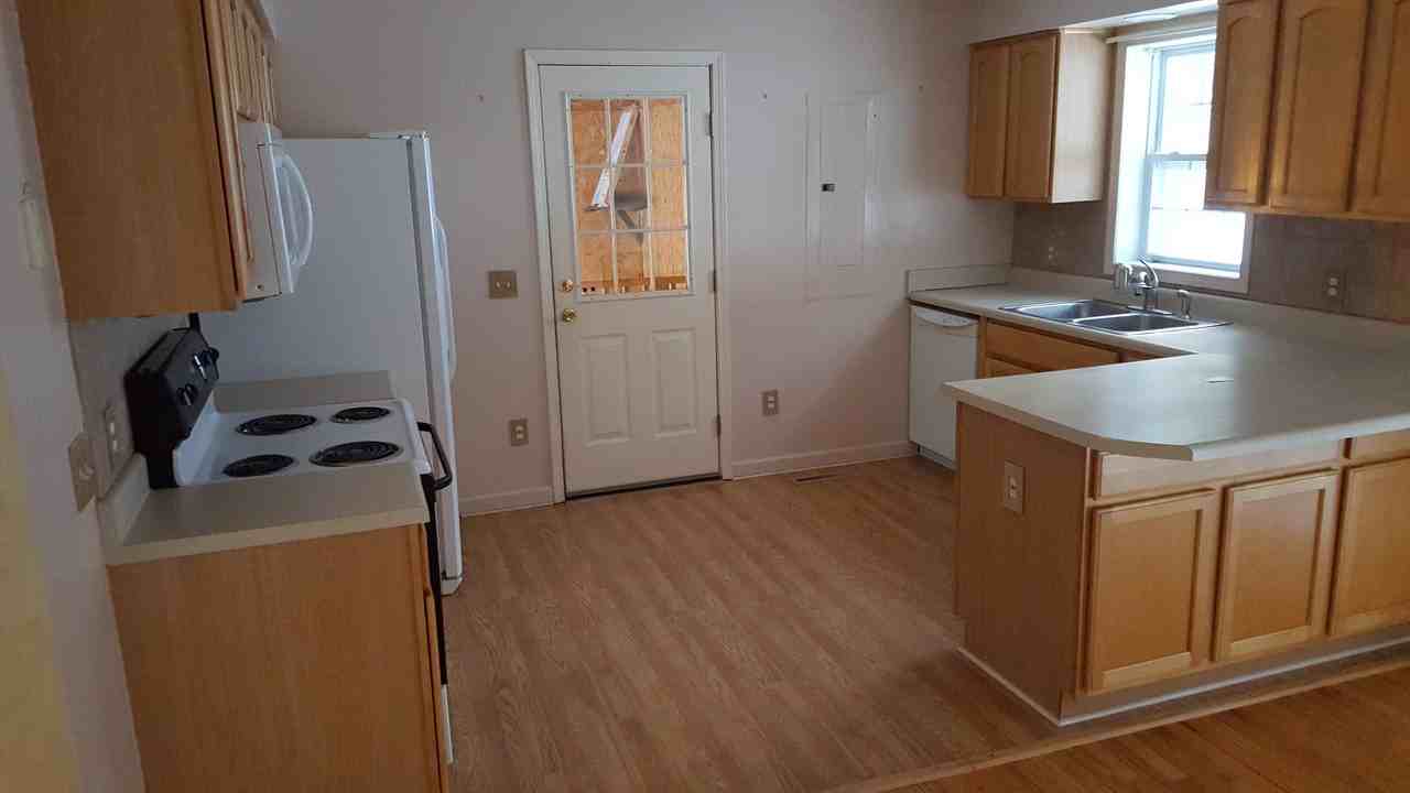 172 Mink Crossing - Photo 2 of 16