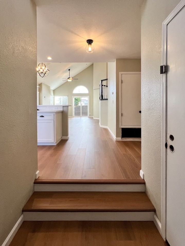 14 Valley West Cir - Photo 3 of 34